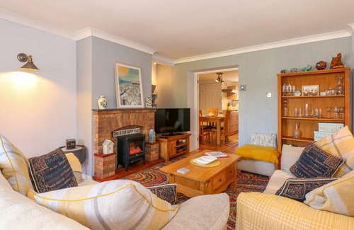 West Runton Cottage | Cabin ∙ 2 bedrooms ∙ 4 guests