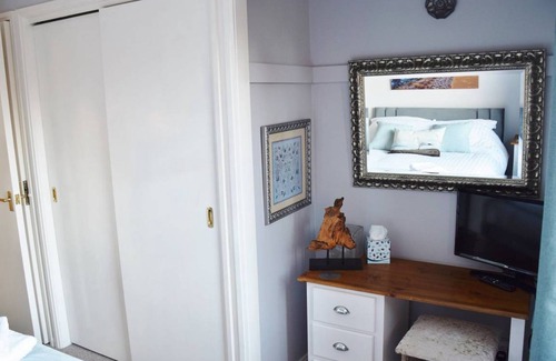 Whitby Cottage | Cabin ∙ 2 bedrooms ∙ 3 guests
