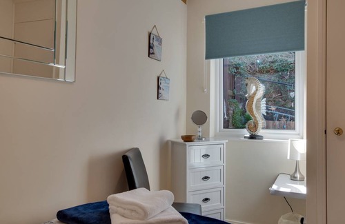 Whitby Cottage | Cabin ∙ 2 bedrooms ∙ 3 guests