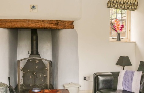 Minehead Cottage | Cabin ∙ 2 bedrooms ∙ 3 guests