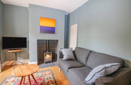 Lewes Cottage | Cabin ∙ 2 bedrooms ∙ 3 guests