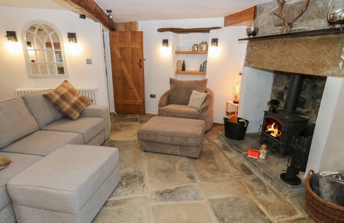 Eyam Cottage | Cabin ∙ 2 bedrooms ∙ 3 guests