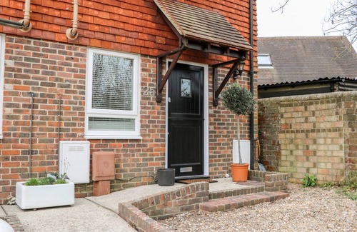 Langstone Cottage | Cabin ∙ 2 bedrooms ∙ 4 guests