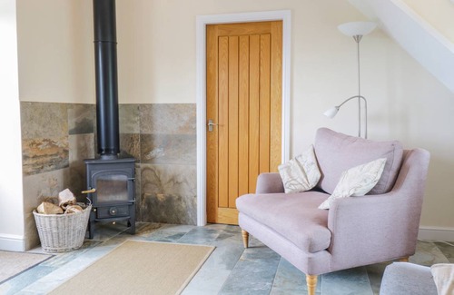 Holywell Cottage | Cabin ∙ 2 bedrooms ∙ 4 guests