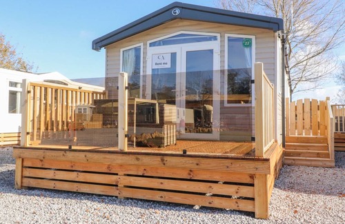 Wesham Cottage | Cabin ∙ 2 bedrooms ∙ 4 guests