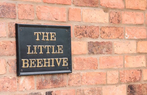 Abberley Cottage | Cabin ∙ 2 bedrooms ∙ 4 guests