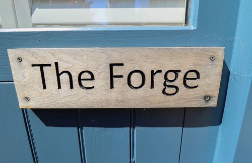 Aylesby Cottage | Cabin ∙ 2 bedrooms ∙ 4 guests