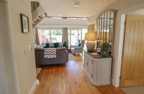 Aylesby Cottage | Cabin ∙ 2 bedrooms ∙ 4 guests