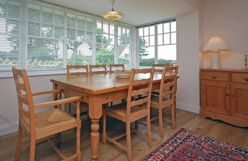 Bamburgh Cottage | Cabin ∙ 2 bedrooms ∙ 4 guests