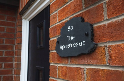 Bamburgh Cottage | Cabin ∙ 2 bedrooms ∙ 4 guests