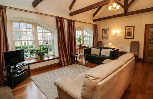 Bamburgh Cottage | Cabin ∙ 2 bedrooms ∙ 4 guests