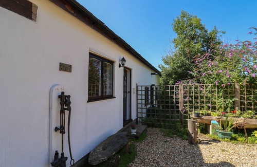 Lynton Cottage | Cabin ∙ 2 bedrooms ∙ 4 guests