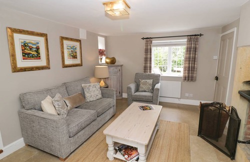 Blockley Cottage | Cabin ∙ 2 bedrooms ∙ 4 guests