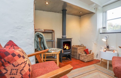 Bodorgan Cottage | Cabin ∙ 2 bedrooms ∙ 4 guests