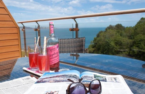 Brixham Cottage | Cabin ∙ 2 bedrooms ∙ 4 guests