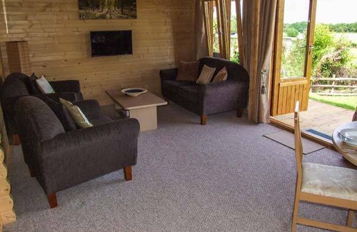 Broadway Cottage | Cabin ∙ 2 bedrooms ∙ 4 guests