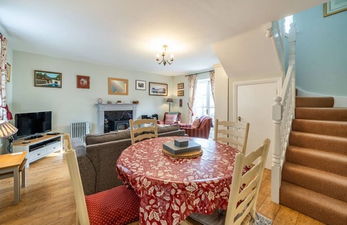 Cark Cottage | Cabin ∙ 2 bedrooms ∙ 4 guests