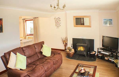 Waternish Cottage | Cabin ∙ 2 bedrooms ∙ 4 guests