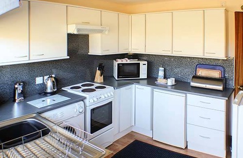 Waternish Cottage | Cabin ∙ 2 bedrooms ∙ 4 guests