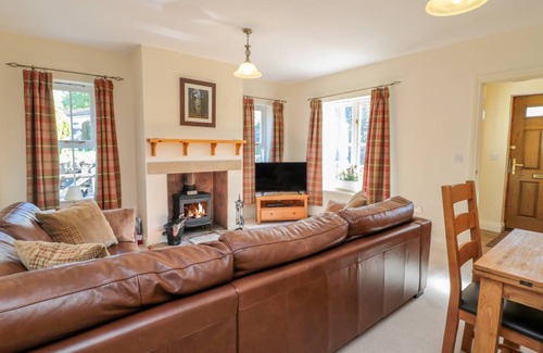 Falstone Cottage | Cabin ∙ 2 bedrooms ∙ 4 guests