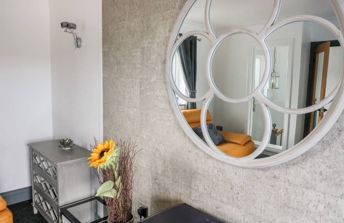 Gargrave Cottage | Cabin ∙ 2 bedrooms ∙ 4 guests