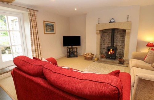 Fremington Cottage | Cabin ∙ 2 bedrooms ∙ 4 guests