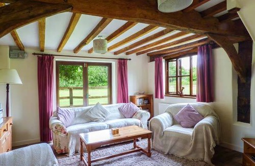 East Dereham Cottage | Cabin ∙ 2 bedrooms ∙ 4 guests