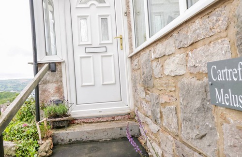 Llysfaen Cottage | Cabin ∙ 2 bedrooms ∙ 4 guests