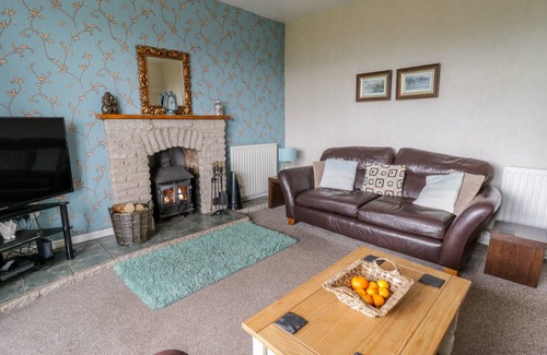 Llysfaen Cottage | Cabin ∙ 2 bedrooms ∙ 4 guests