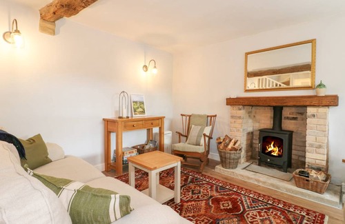 Longnor Cottage | Cabin ∙ 2 bedrooms ∙ 4 guests
