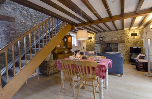 Monkton Cottage | Cabin ∙ 2 bedrooms ∙ 4 guests