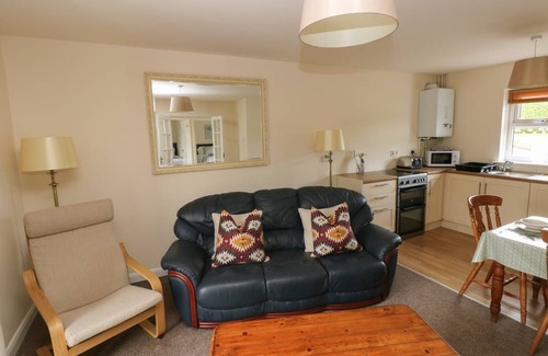 Lydstep Cottage | Cabin ∙ 2 bedrooms ∙ 4 guests