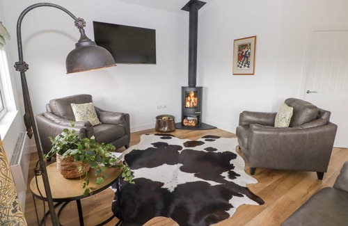 Monknash Cottage | Cabin ∙ 2 bedrooms ∙ 4 guests