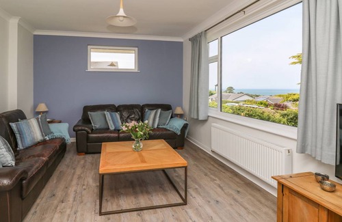 Newport Cottage | Cabin ∙ 2 bedrooms ∙ 4 guests