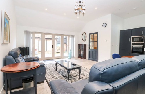 Hethel Cottage | Cabin ∙ 2 bedrooms ∙ 4 guests