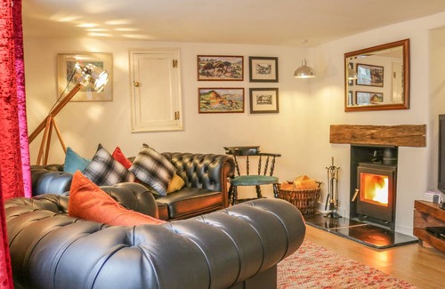 Otterton Cottage | Cabin ∙ 2 bedrooms ∙ 4 guests
