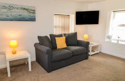 Paignton Cottage | Cabin ∙ 2 bedrooms ∙ 4 guests