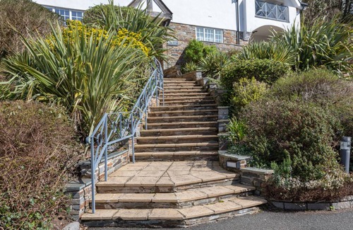 Salcombe Cottage | Cabin ∙ 2 bedrooms ∙ 4 guests