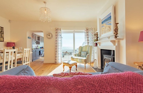 Sandgate Cottage | Cabin ∙ 2 bedrooms ∙ 4 guests