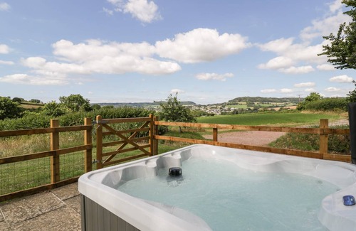 Sidmouth Cottage | Cabin ∙ 2 bedrooms ∙ 4 guests