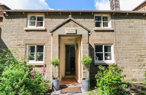 Swainby Cottage | Cabin ∙ 2 bedrooms ∙ 4 guests