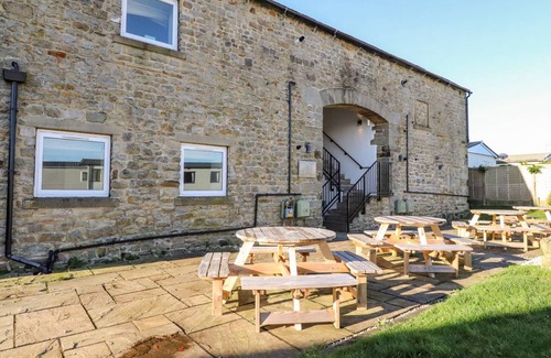 Fourstones Near Bentham Cottage | Cabin ∙ 2 bedrooms ∙ 4 guests