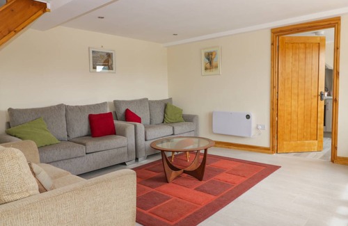 Tunstall Cottage | Cabin ∙ 2 bedrooms ∙ 4 guests
