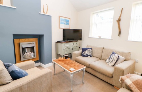 Amble Cottage | Cabin ∙ 2 bedrooms ∙ 4 guests