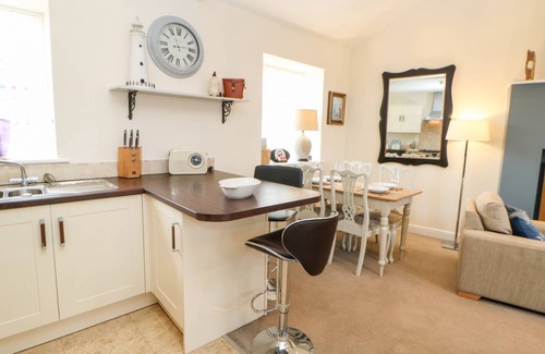 Amble Cottage | Cabin ∙ 2 bedrooms ∙ 4 guests