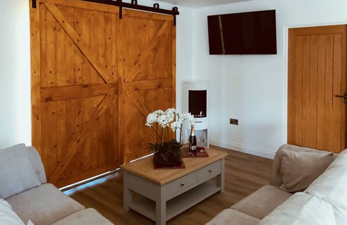 Sudbury Cottage | Cabin ∙ 2 bedrooms ∙ 4 guests
