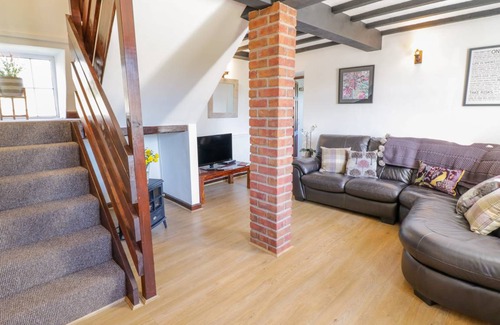 Carno Cottage | Cabin ∙ 2 bedrooms ∙ 4 guests