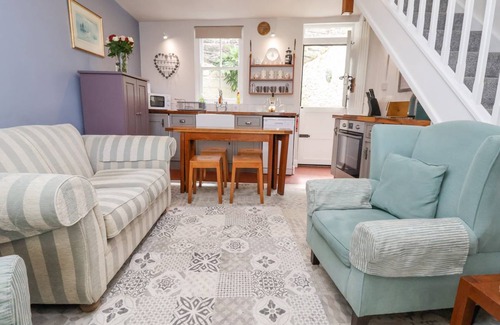 Conwy Cottage | Cabin ∙ 2 bedrooms ∙ 4 guests