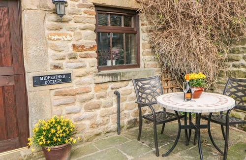 Peak District National Park Cottage | Cabin ∙ 2 bedrooms ∙ 4 guests
