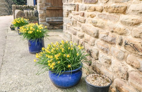 Peak District National Park Cottage | Cabin ∙ 2 bedrooms ∙ 4 guests